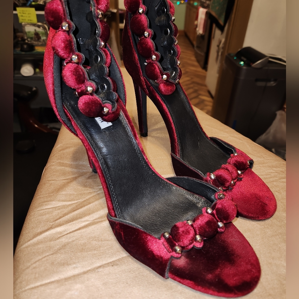 Cape Robbin Ruby Red Velvet Pumps with Barbell Embellishments